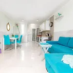 Island Village With Panoramic View أذيخي