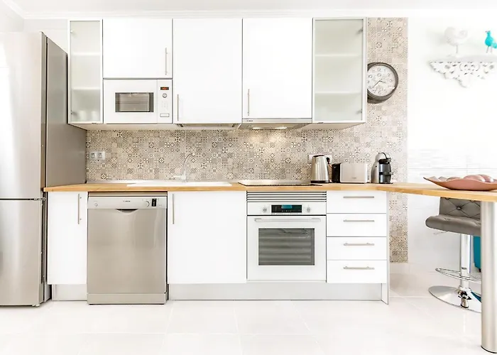 Апартаменты Island Village With Panoramic View *