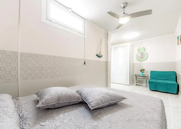 Island Village With Panoramic View *