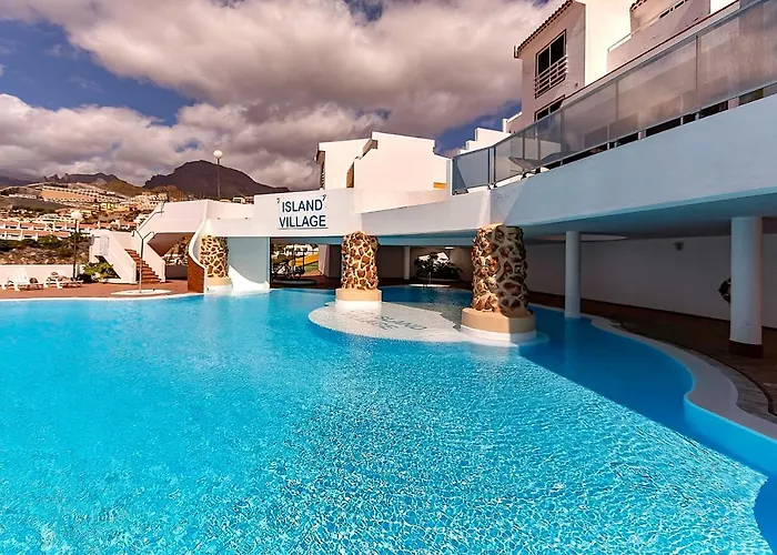 Island Village With Panoramic View Апартаменты *